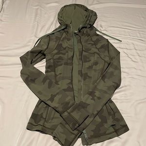 Lululemon jacket